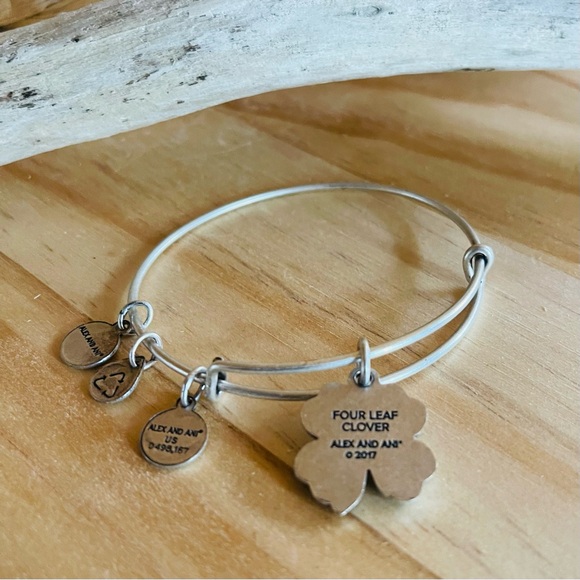 Alex an Ani 4 leaf Celtic knot clover bracelet - Picture 5 of 5